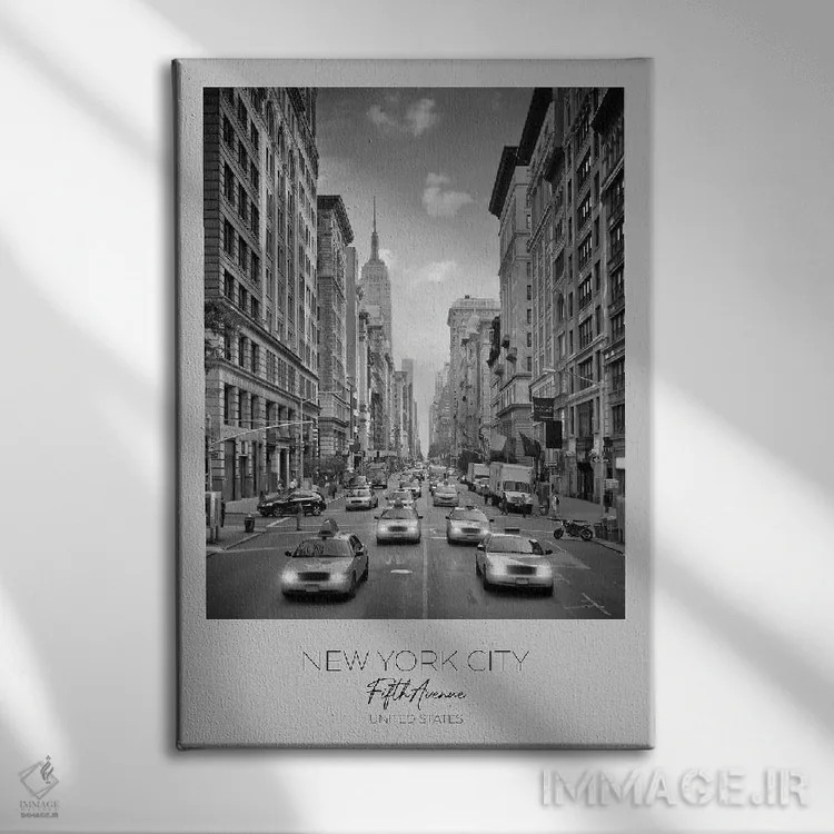تابلو دکوراتیو در کانون توجه: ترافیک خیابان پنجم نیویورک اثر ملانی ویولا - نمای روبهرو روی دیوار