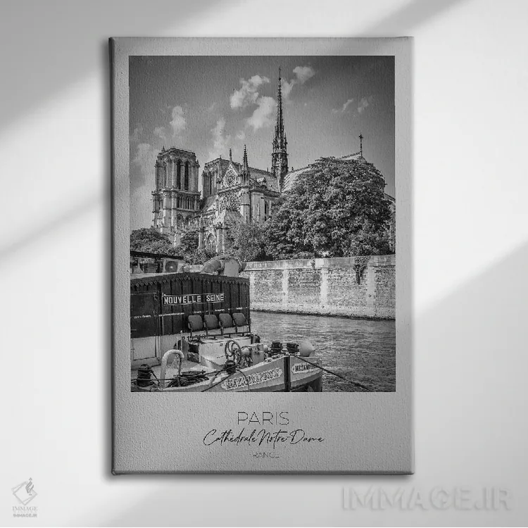 تابلو دکوراتیو در کانون توجه: کلیسای نوتردام پاریس اثر ملانی ویولا - نمای روبهرو روی دیوار