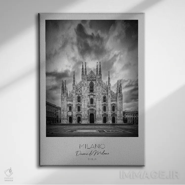 تابلو دکوراتیو در کانون توجه: کلیسای جامع سانتا ماریا ناسنته میلان اثر ملانی ویولا - نمای روبهرو روی دیوار