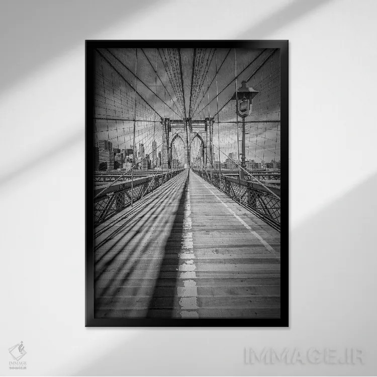تابلو دکوراتیو پل بروکلین نیویورک اثر ملانی ویولا - نمای قابدار مشکی