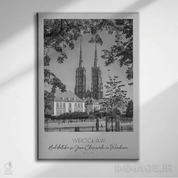 تابلو دکوراتیو در کانون توجه: کلیسای جامع سنت جان باپتیست وروتسواف اثر ملانی ویولا - نمای روبهرو روی دیوار