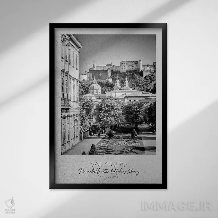 تابلو دکوراتیو در کانون توجه: منظره ای زیبا به قلعه سالزبورگ اثر ملانی ویولا - نمای قابدار مشکی
