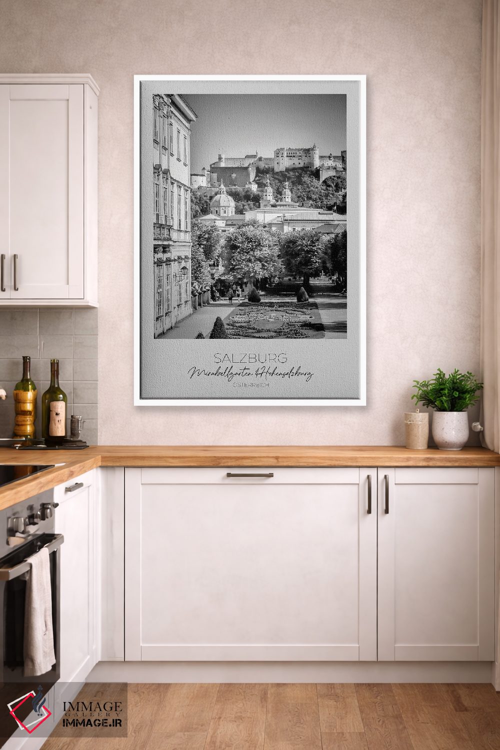 تابلو دکوراتیو در کانون توجه: منظره ای زیبا به قلعه سالزبورگ اثر ملانی ویولا - D3W