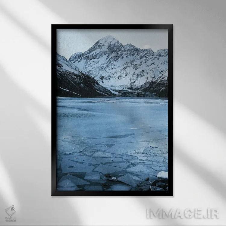 تابلو دکوراتیو آئوراکی کوک اثر ملیسا فایندلی - نمای قابدار مشکی