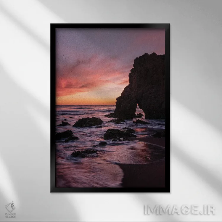 تابلو دکوراتیو غروب مالیبو اثر ملیسا فایندلی - نمای قابدار مشکی