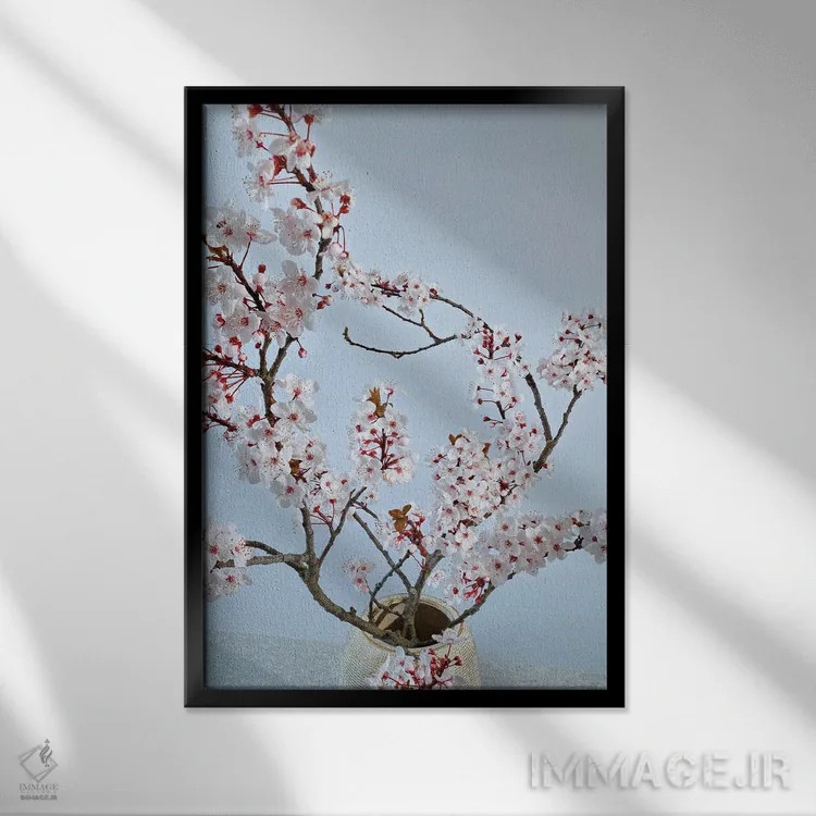 تابلو مینیمال آلو ۲۰۲۲ اثر مایکل فرانک - نمای قابدار مشکی