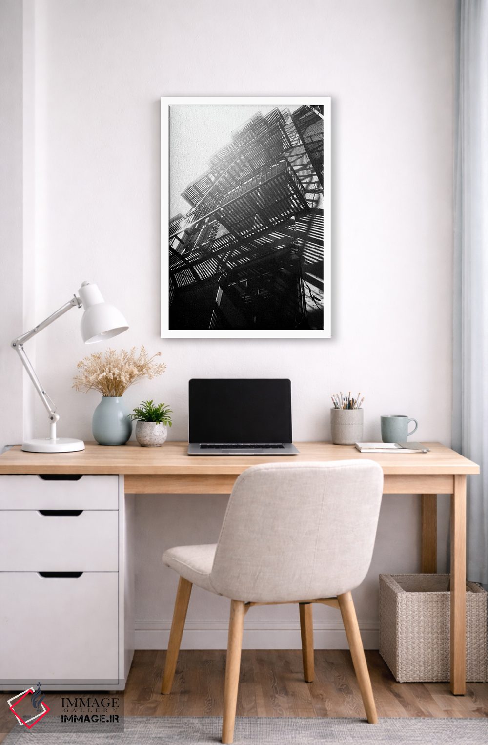 تابلو دکوراتیو پله اضطراری اثر مایکل فرانک - D4W