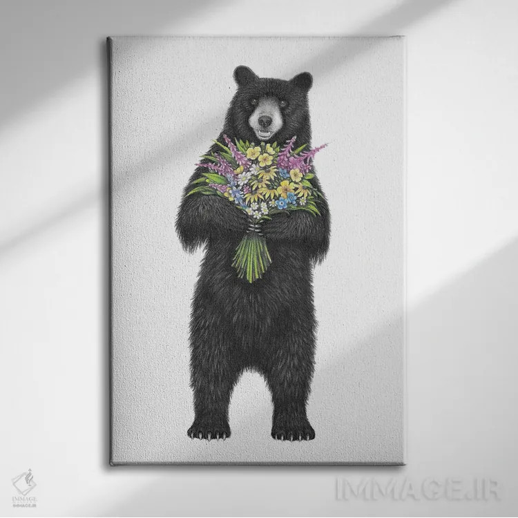 تابلو دکوراتیو خرس دسته گل به دست اثر مندی هک - نمای روبهرو روی دیوار