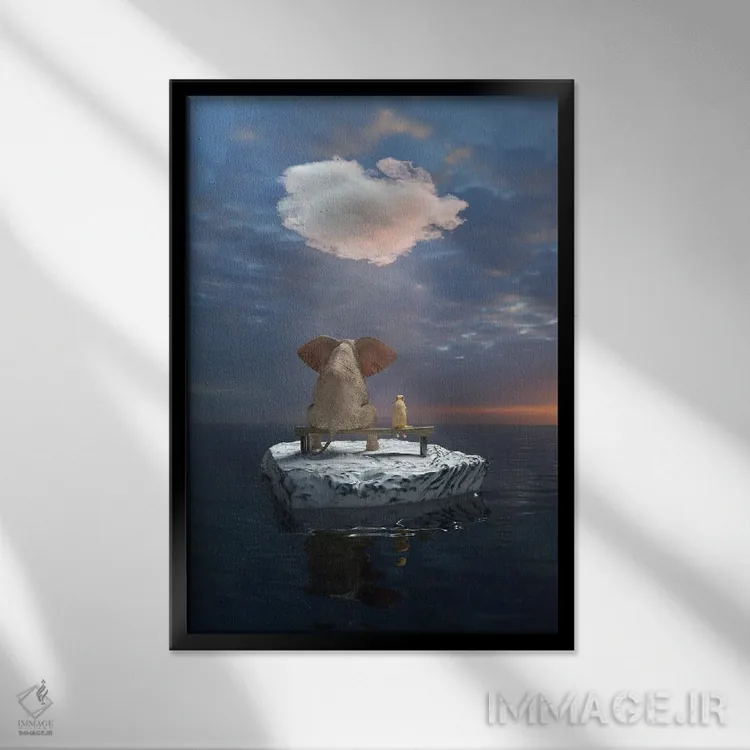 تابلو دکوراتیو یک فیل و یک سگ روی تکه یخ در دریا سفر می کنند اثر مایک کیف - نمای قابدار مشکی