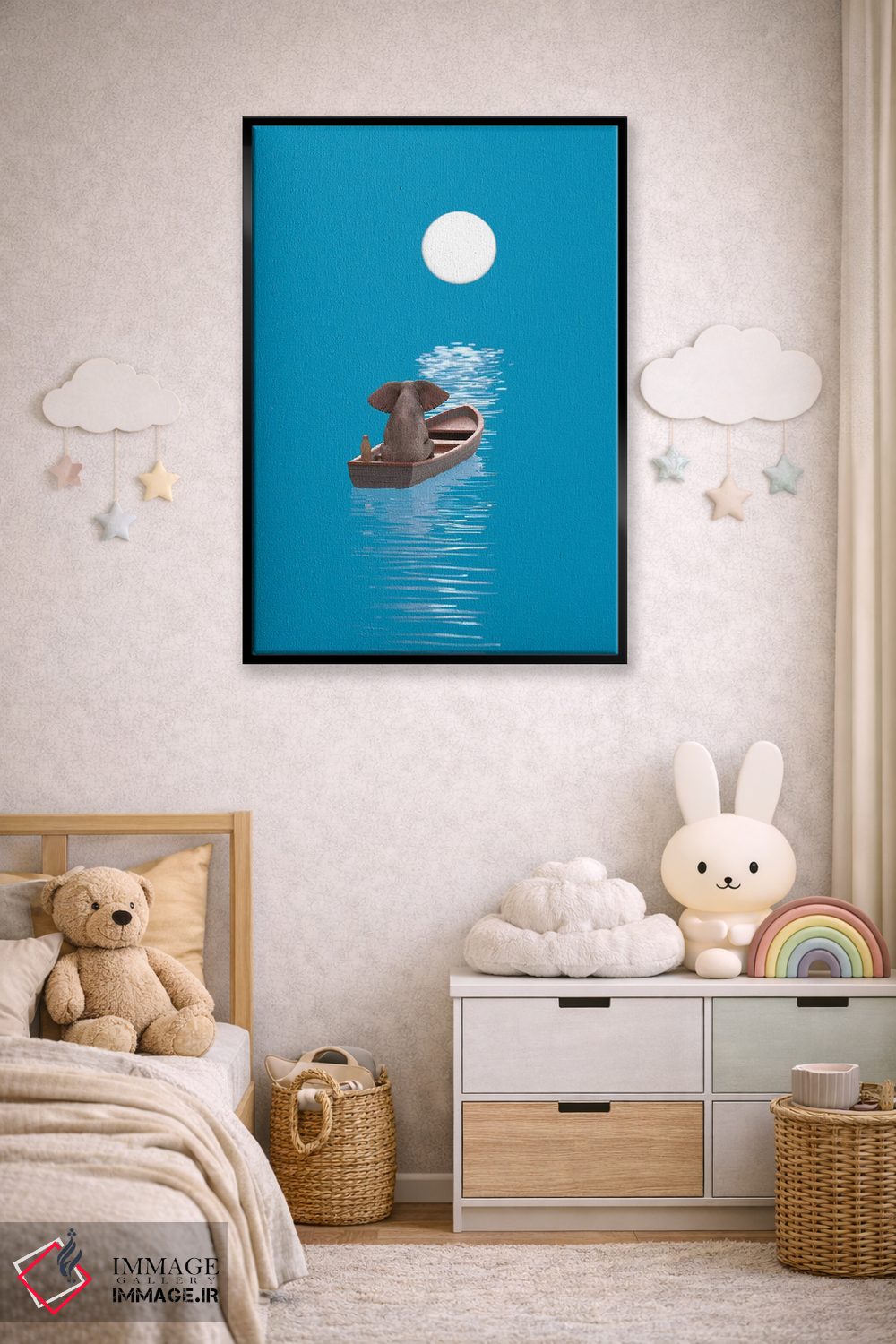 تابلو دکوراتیو فیل و سگ در قایقی در دریای آبی سفر می کنند اثر مایک کیف - D6B