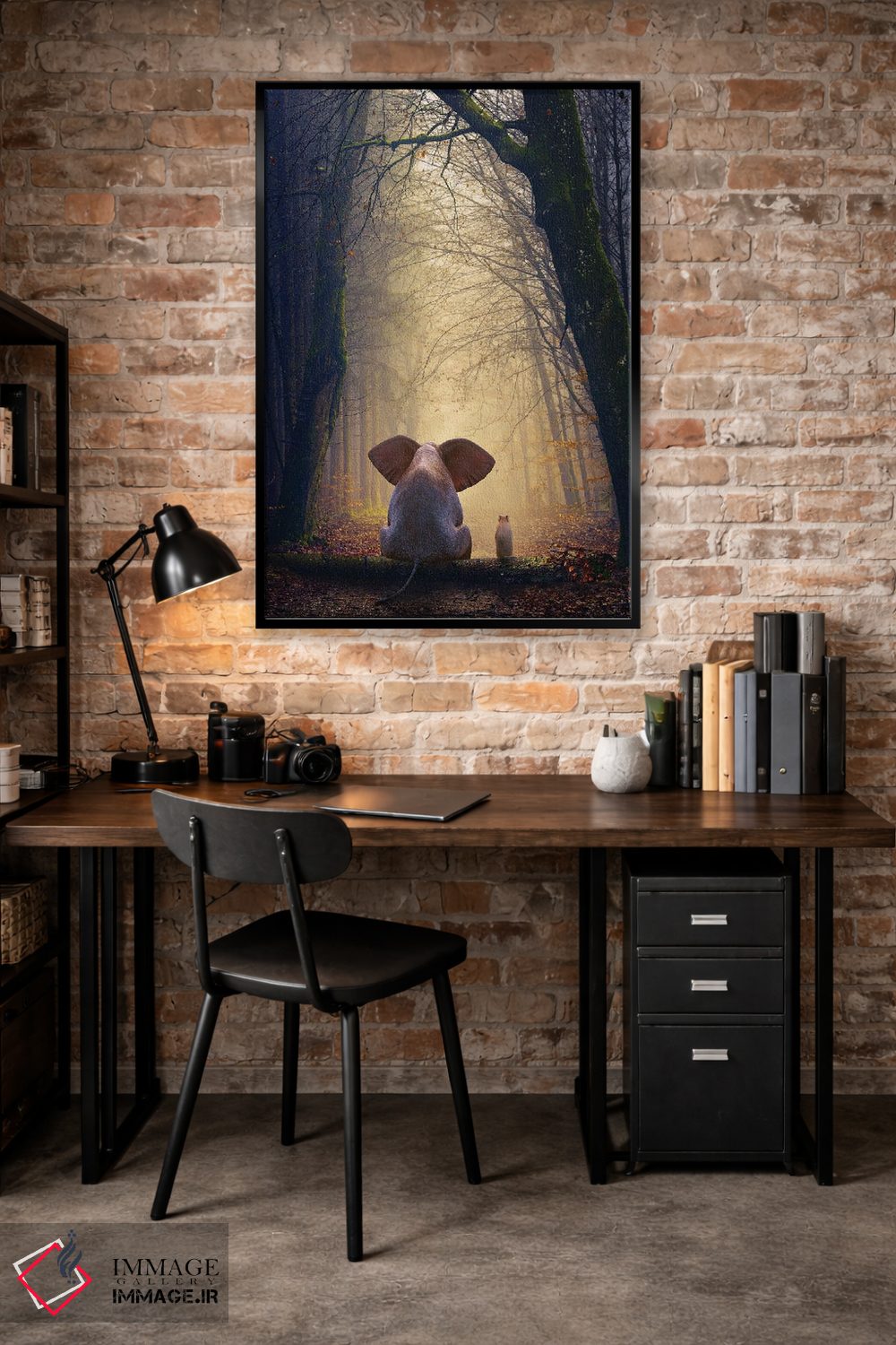 تابلو دکوراتیو فیل و سگ در جنگل پاییزی نشسته اند اثر مایک کیف - D4B