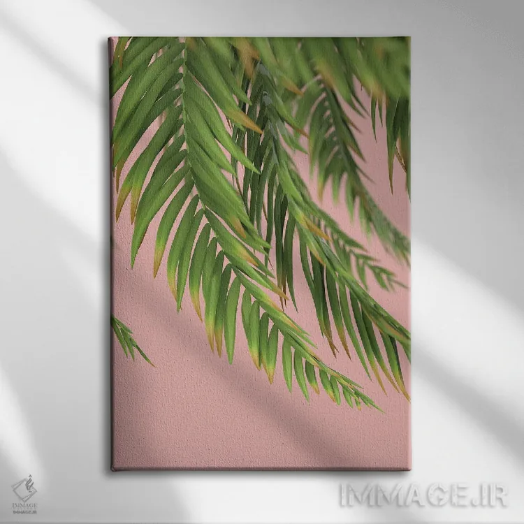 تابلو مینیمال شاخه نخل بر پس زمینه هلو اول اثر مایک کیف - نمای روبهرو روی دیوار