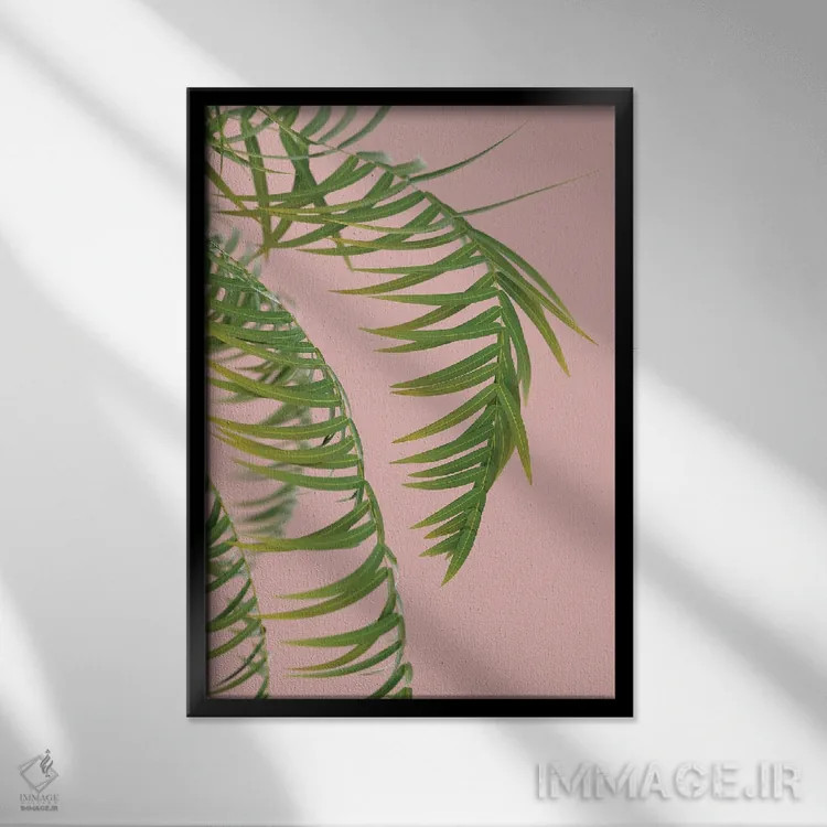 تابلو مینیمال شاخه نخل بر پس زمینه هلو سوم اثر مایک کیف - نمای قابدار مشکی