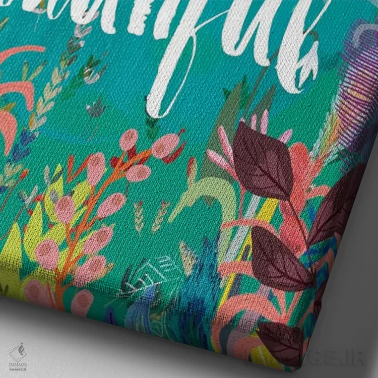 تابلو دکوراتیو تو زیبایی اثر میا چارو - نمای نزدیک بافت بوم