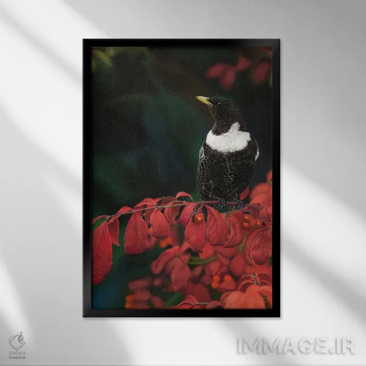 تابلو دکوراتیو "مرغ چرخ زن روی درخت توت فرنگی" اثر میخائیل ودرنیکوف - نمای قابدار مشکی