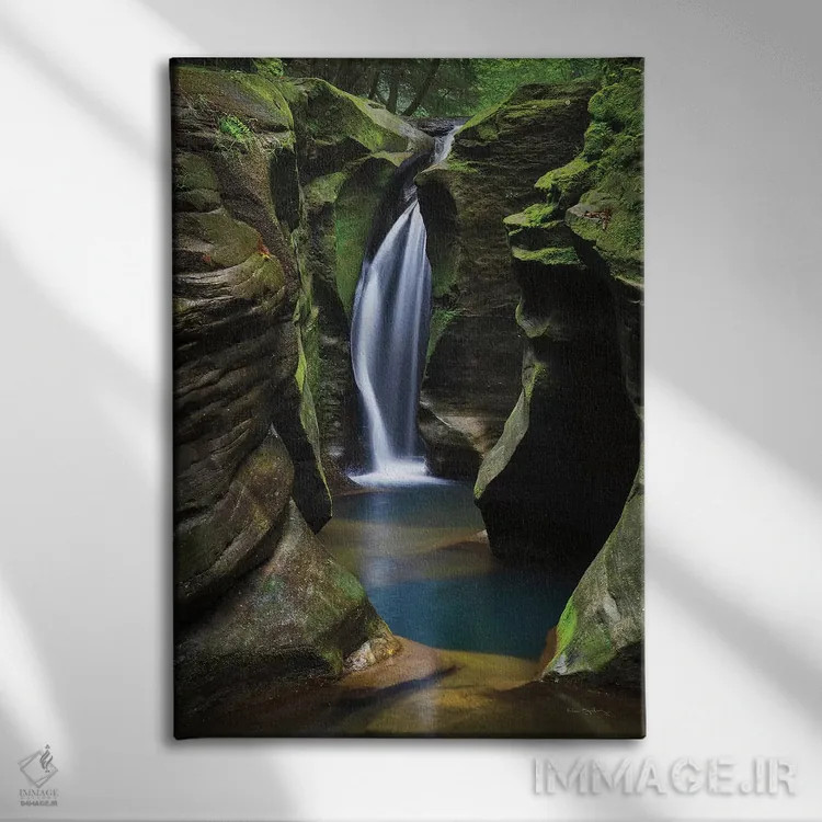 تابلو دکوراتیو آبشار کورکسکرو، اوهایو اثر آلن ماچروویچ - نمای روبهرو روی دیوار