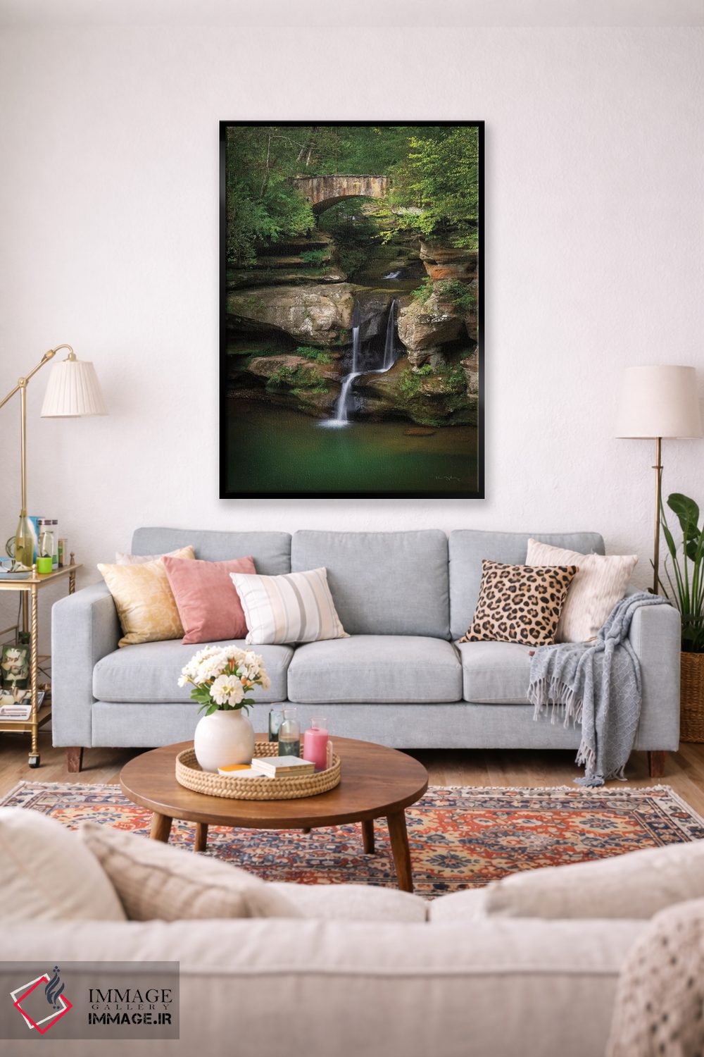 تابلو دکوراتیو آبشار بالایی غار مرد پیر اثر آلن ماچروویچ - D2B