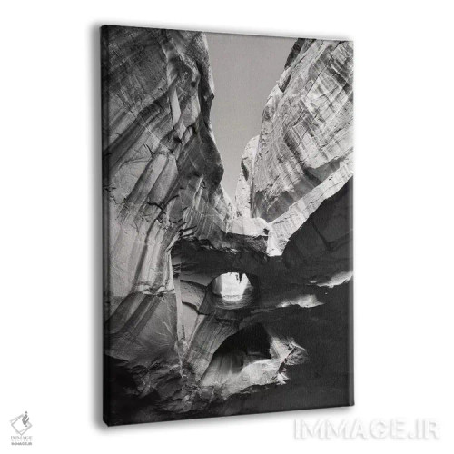 تابلو دکوراتیو دره نئون ۱ سیاه و سفید اثر آلن ماچروویچ - نمای پرسپکتیو محصول