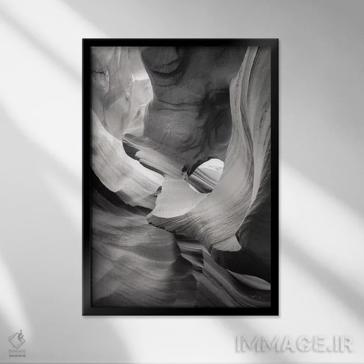 تابلو دکوراتیو دره آنتلوپ پایین ۹ سیاه و سفید اثر آلن ماچروویچ - نمای قابدار مشکی