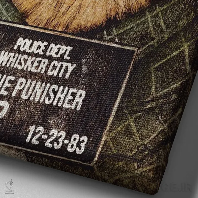 تابلو دکوراتیو "مجازات کننده مین" اثر مایک کوبو - نمای نزدیک بافت بوم