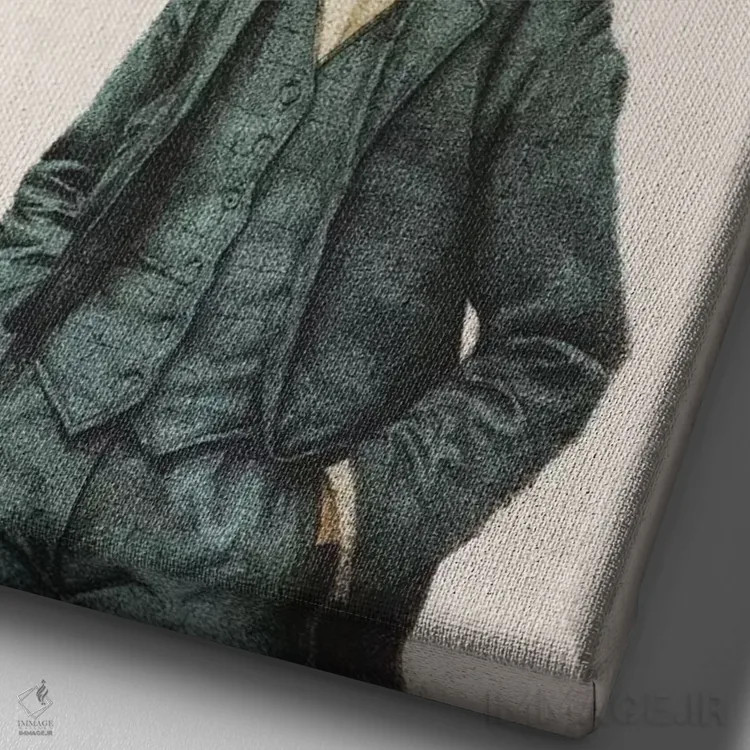 تابلو دکوراتیو "جنتلمن اشرافی ۲" اثر مایک کوبو - نمای نزدیک بافت بوم