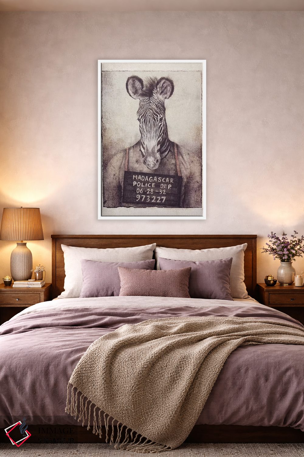 تابلو دکوراتیو "عکس پلیس ماداگاسکار" اثر مایک کوبو - D2W