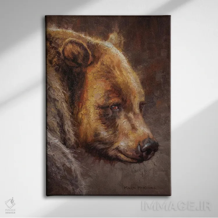 تابلو دکوراتیو موهای بلوند توت فرنگی اثر مارک مک کنا - نمای روبهرو روی دیوار