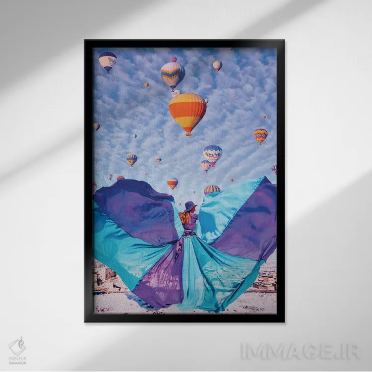 تابلو دکوراتیو پروانه آبی اثر هوبوپیبا - نمای قابدار مشکی