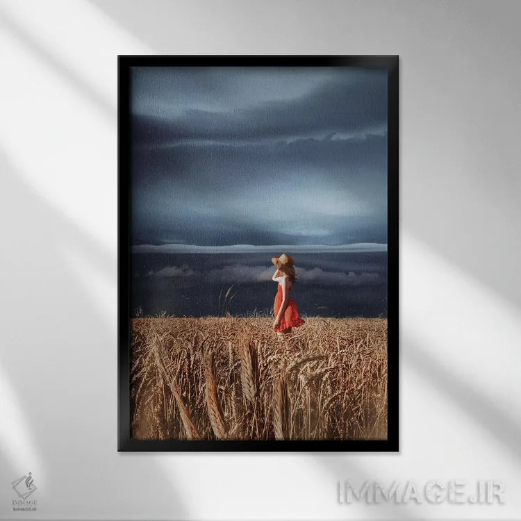 تابلو دکوراتیو مزارع گندم و رعدوبرق اثر هوبوپیبا - نمای قابدار مشکی