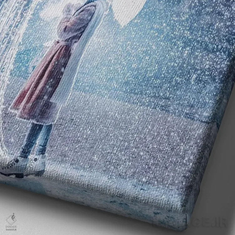 تابلو دکوراتیو "بارش برف جادویی در مسکو" اثر هوبوپیبا - نمای نزدیک بافت بوم