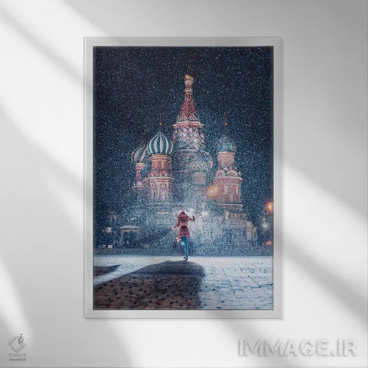 تابلو دکوراتیو "مسکو مانند داستان پریان" اثر هوبوپیبا - نمای قابدار سفید