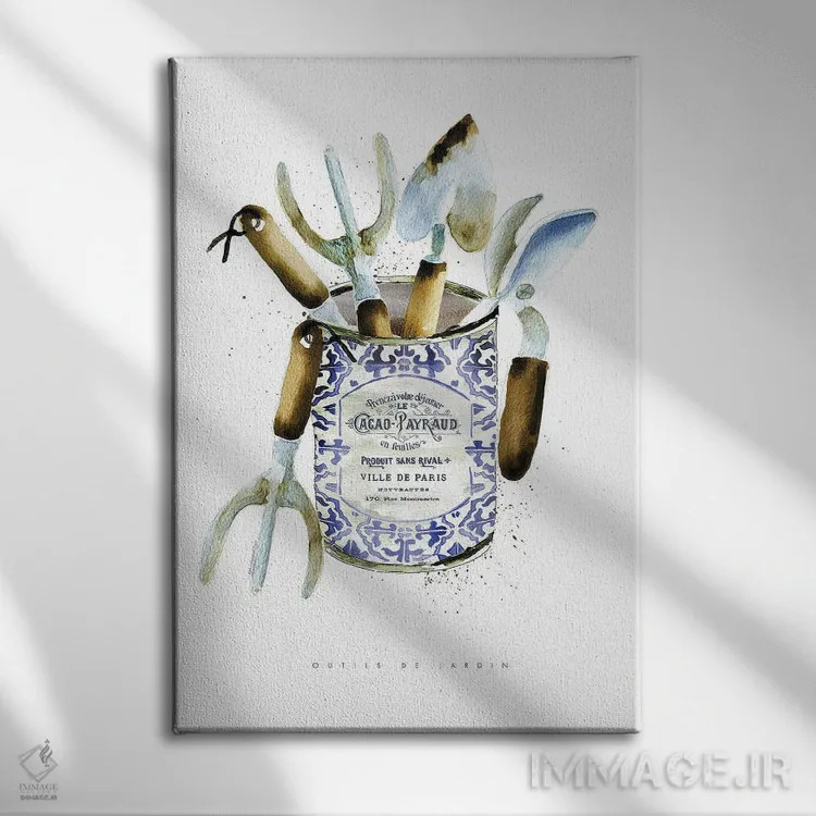 تابلو دکوراتیو "ابزار باغبانی در قوطی قدیمی" اثر مرسدس لوپز چارو - نمای روبهرو روی دیوار