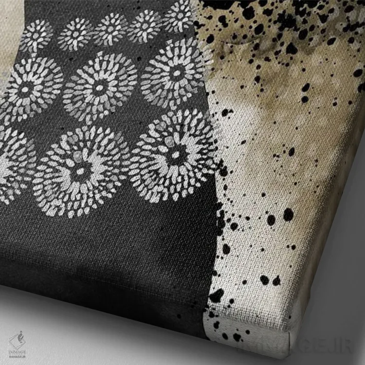 تابلو دکوراتیو "زن آفریقایی با موهای افرو" اثر مرسدس لوپز چارو - نمای نزدیک بافت بوم