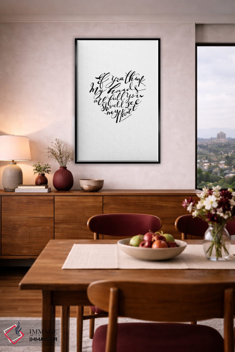 تابلو مدرن "دست های پر" اثر مرسدس لوپز چارو - D2B