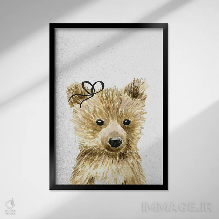 تابلو دکوراتیو خرس با پاپیون اثر مرسدس لوپز چارو - نمای قابدار مشکی