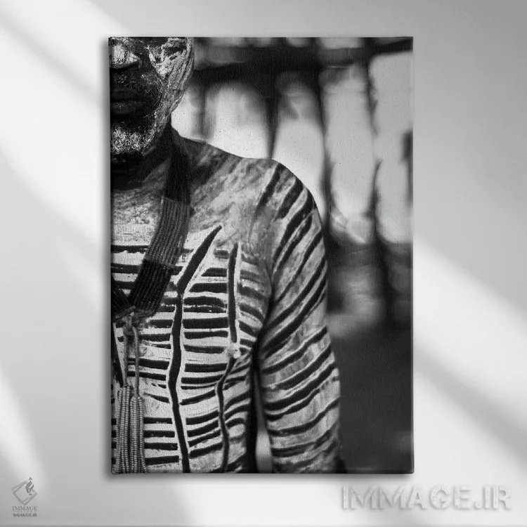 تابلو دکوراتیو قبیله دوم اثر مارک مکلارن جانسون - نمای روبهرو روی دیوار