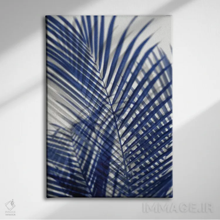 تابلو دکوراتیو سایه های نخل آبی اول اثر ملونی میلر - نمای روبهرو روی دیوار