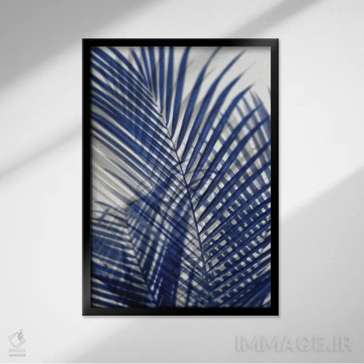 تابلو دکوراتیو سایه های نخل آبی اول اثر ملونی میلر - نمای قابدار مشکی