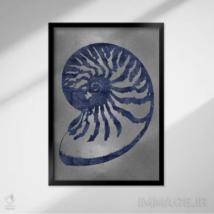 تابلو دکوراتیو آبی روی نقره ای سوم اثر ملونی میلر - نمای قابدار مشکی