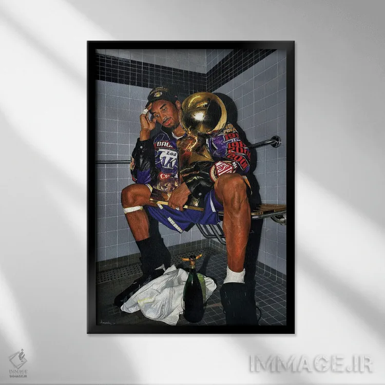 تابلو دکوراتیو "کوبه چیپ '۰۱" اثر ماناسه جانسون - نمای قابدار مشکی