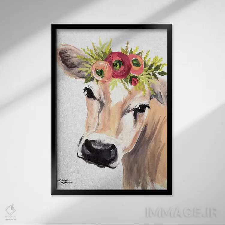تابلو دکوراتیو گاو جرسی با تاج گل اثر میشل نورمن - نمای قابدار مشکی