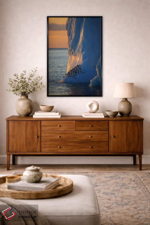 تابلو دکوراتیو پنگوئن های چانه بند روی برج یخی جنوبگان اثر موگنس تروله - D2B