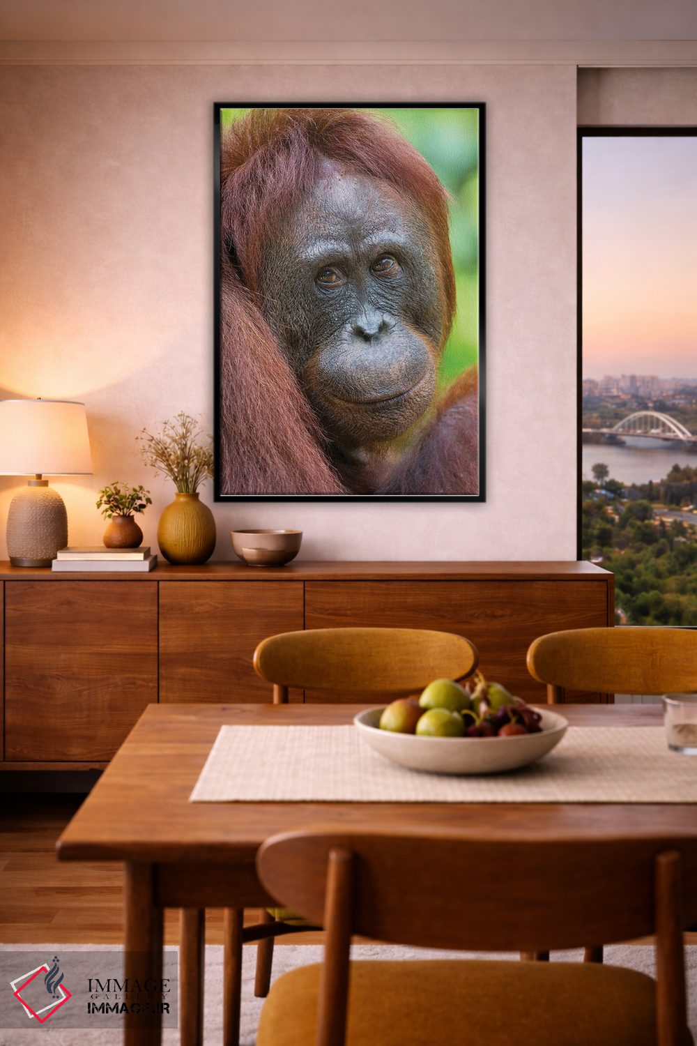 تابلو دکوراتیو اورانگوتان ماده با چهره دوستانه بورنئو اثر موگنس تروله - D5B