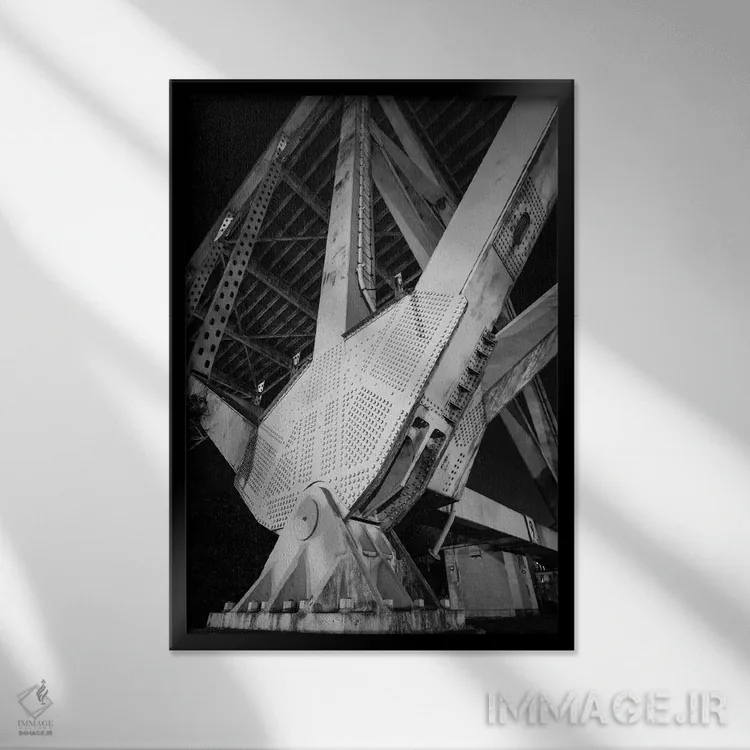تابلو دکوراتیو شهر صنعتی شماره ۴ اثر موایسس لوی - نمای قابدار مشکی