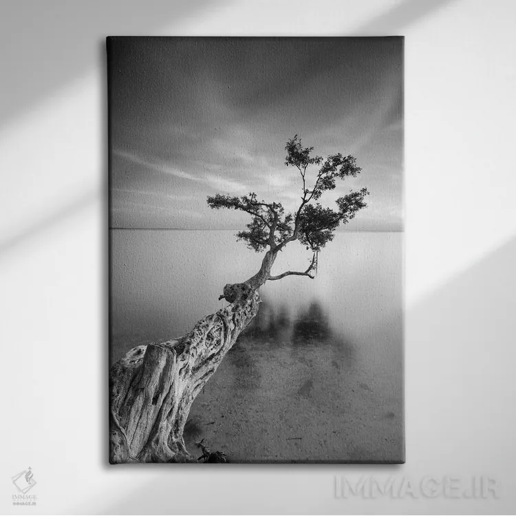 تابلو دکوراتیو درخت آب پنج اثر موایسس لوی - نمای روبهرو روی دیوار