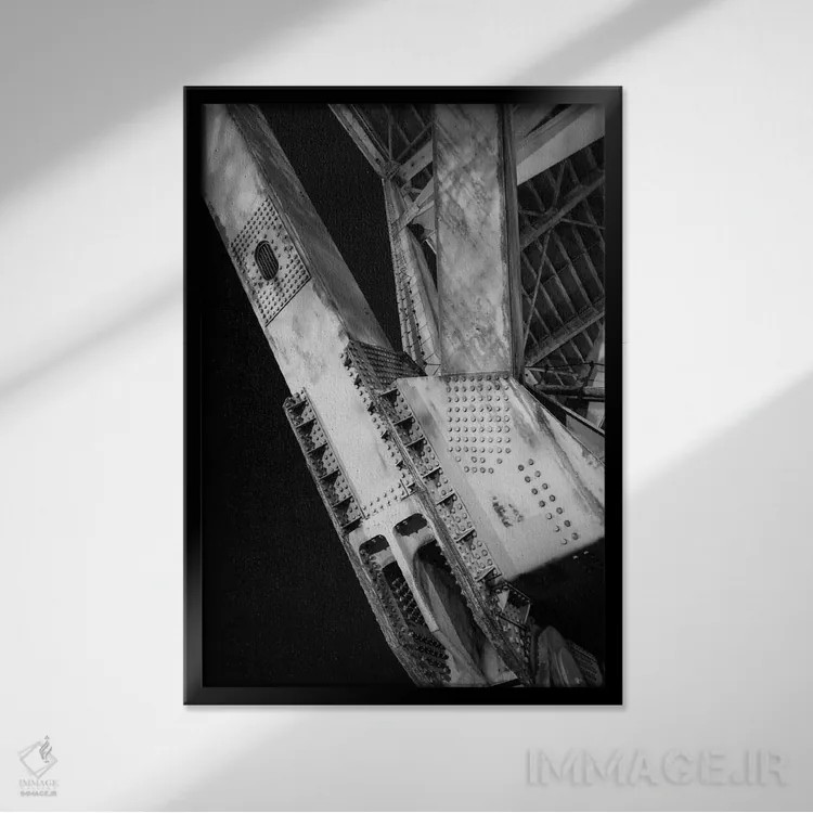 تابلو دکوراتیو شهر صنعتی شماره ۲ اثر موایسس لوی - نمای قابدار مشکی