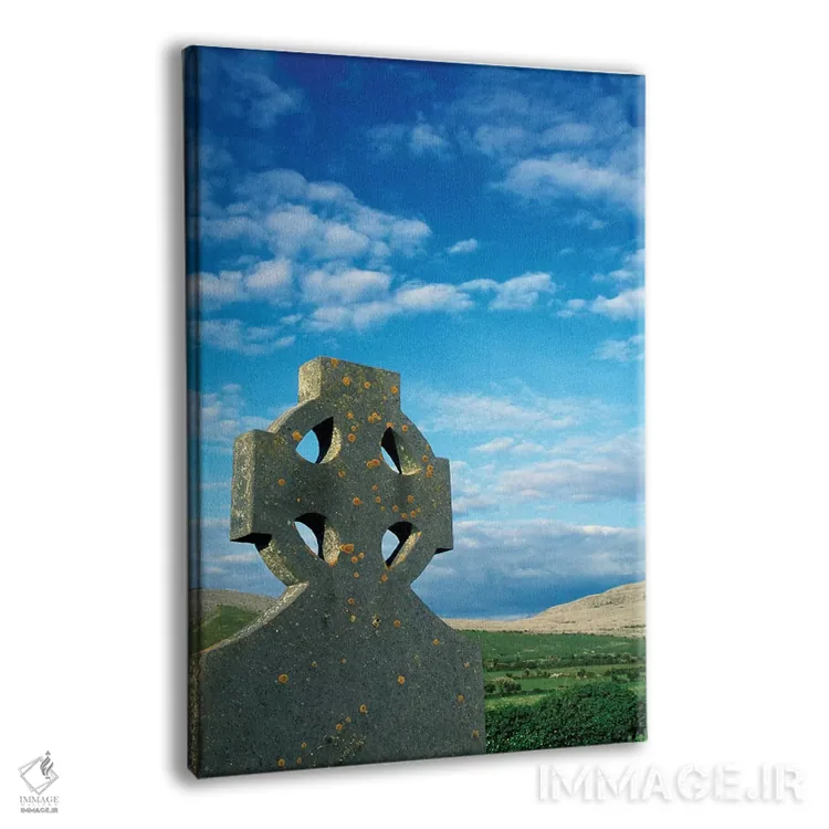 تابلو دکوراتیو Ireland, Celtic Cross In Field.,اروپا، ایرلند، صلیب سلتی د… اثر مریلین پارور - نمای پرسپکتیو محصول