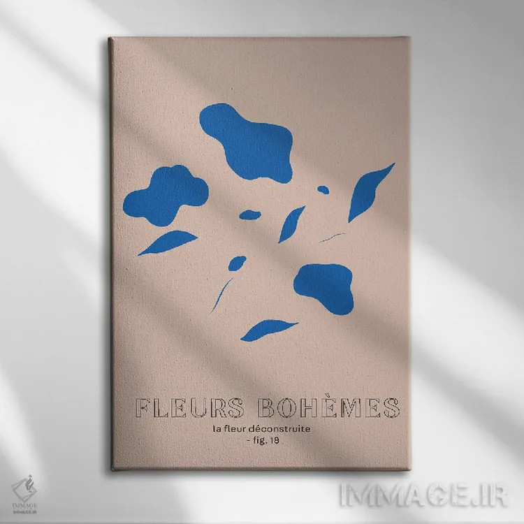 تابلو مینیمال گل های بوهمی؛ آبی اثر مامبو آرت استودیو - نمای روبهرو روی دیوار