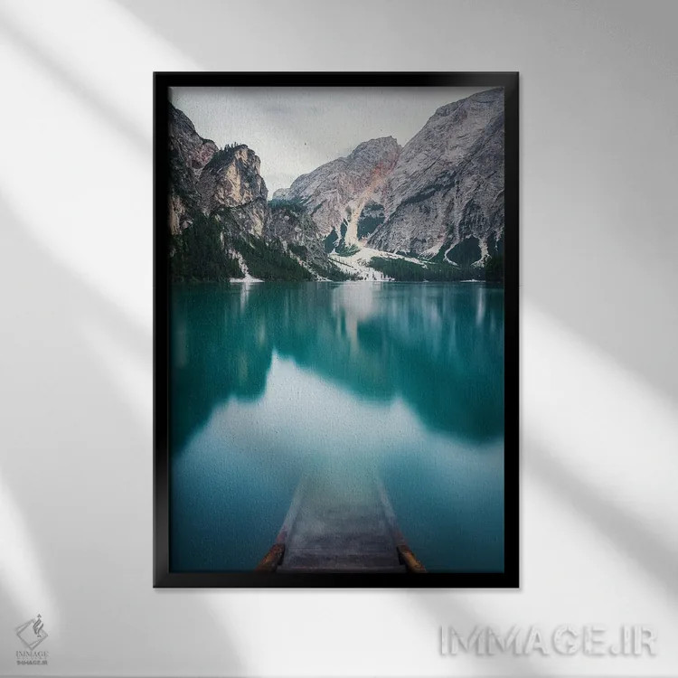 تابلو دکوراتیو دریاچه برایس ۲ اثر مایکل شوآن - نمای قابدار مشکی