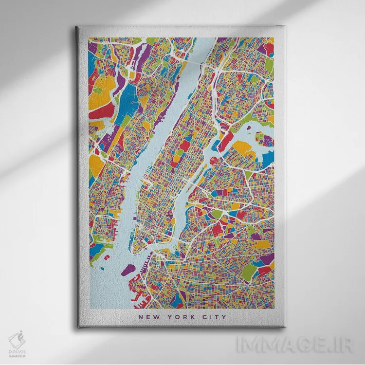 تابلو انتزاعی نقشه خیابان های نیویورک سیتی قدی و رنگارنگ اثر مایکل تامپست - نمای روبهرو روی دیوار